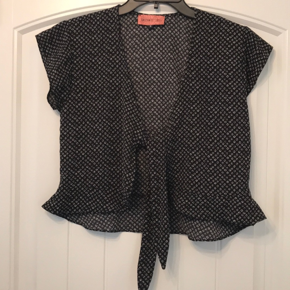 Adrift tie top